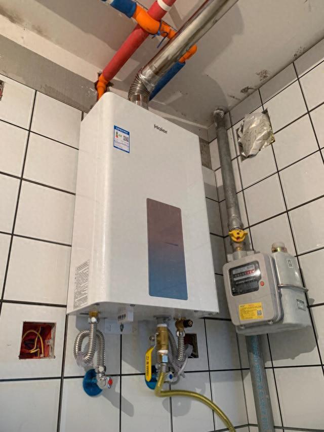 跟風買了零冷水熱水器用了2年堅持換回普通款這4個缺點太突出